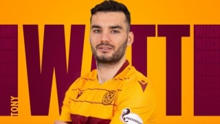 Бившият нападател на ЦСКА Тони Уот има нов отбор Таранът