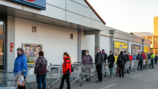Супермаркетите искат зелените коридори за пенсионери да отпаднат