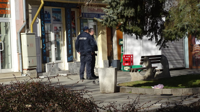 Прокуратурата проверява работи ли обществената баня в Кюстендил