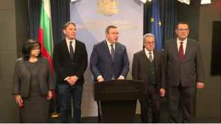 Лидерите на партиите в некоалицията от 49 то Народно събрание