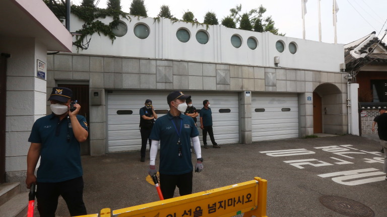 Южнокорейската полиция опроверга съобщения в медиите за смъртта на кмета