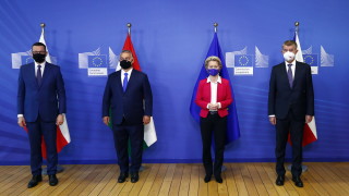 Премиерът на Чехия отхвърли последните планове на ЕС за миграцията