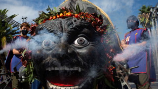 Най малко 43 души са ранени трима от които сериозно по