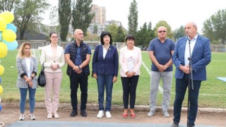 Заместник министърът на младежта и спорта Стоян Андонов присъства на откриването