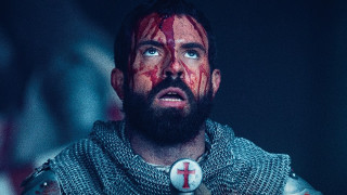 Религия история мистика страст кръв и много екшън Всичко това