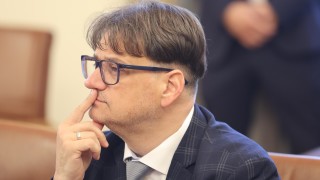 Театралната школа основана от министъра на културата Мариан Бачев се