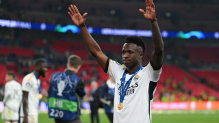 Трима привърженици на Валенсия които обиждаха футболиста на Реал Мадрид