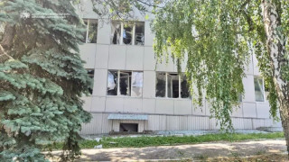 Най малко петима души са загинали а 21 са ранени