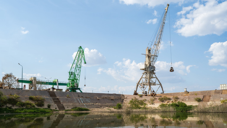 Сърбия разширява дунавско пристанище до границата с България с инвестиция от 35 милиона евро