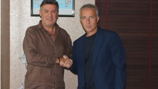 Испанският рефер от близкото минало Давид Фернандес Борбалан е новият