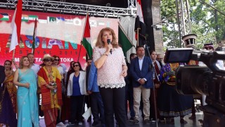 Най-доброто оръжие срещу езика на омразата са международните фестивали, смята Йотова