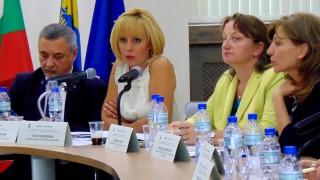 Кръгла маса в Асеновград за проблемите с интеграцията на циганите