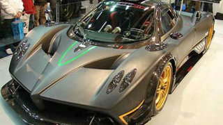 Pagani Zonda R дебютира във Виена