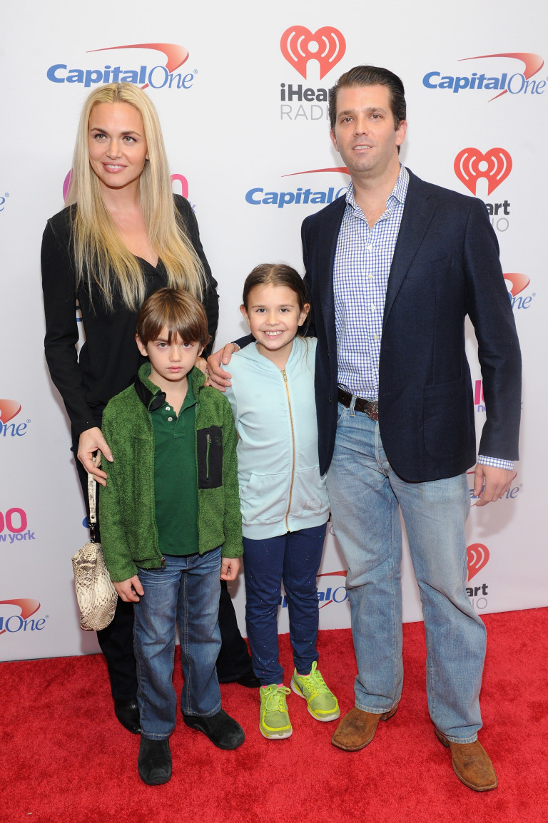 Ванеса Тръмп и Доналд Тръмп-младши с две от децата си - Кай и Доналд Трети, през 2015 година