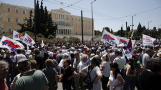 Таксиметровите шофьори започнаха 48 часова стачка в Атина във вторник която