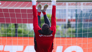 Сериозен интерес от чуждестранни клубове има към вратаря на Локомотив