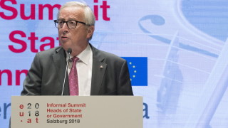 Юнкер: ЕС и Великобритания са като влюбени таралежи, които не трябва да се нараняват