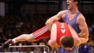 Българин в спор за медал на Мондиала по борба в Загреб