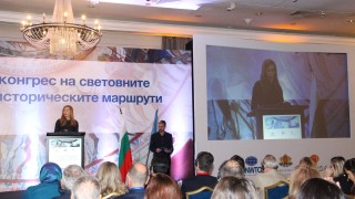 Туристическите посещения надминали броя на населението