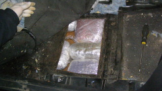 Митничари откриха 35 пакета с общо тегло над 27 кг