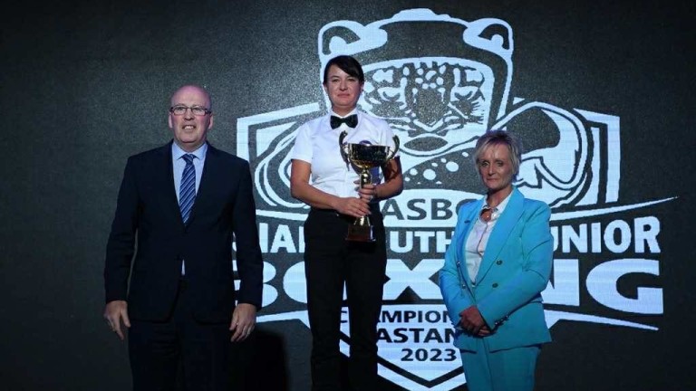 Отличиха Мария Каваклиева в Бахрейн