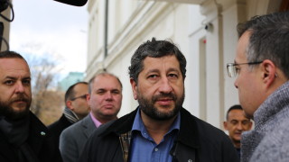 Демократична България внесе в парламента предложения за промени в законодателството