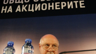 Само в Topsport.bg: Сделката с БТК не е достатъчна да спре пропадането на Левски