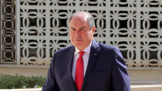 Премиерът на Йордания Хани ал Мулки подаде оставката си на