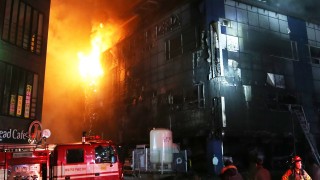 28 души загинаха в пожар в южнокорейски фитнес