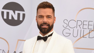 В края на септември Рики Мартин обяви в социалните мрежи