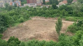 В началото на месец май 2021 г и на 24 25