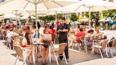 Жегата диктува правилата: какво трябва да знаят туристите в Испания през лято 2026