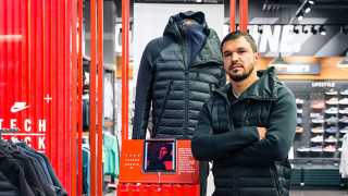 Българският футболист Валери Божинов е привлякъл вниманието на кипърския