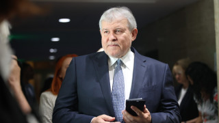 Румен Христов: С приемането на еврото, партиите на Радев няма какво да критикуват