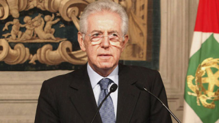 Италианският премиер Монти отстъпва финансовото министерство 
