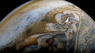 Juno: Юпитер като гигантски ахат