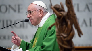 В събота папа Франциск прие оставката на епископа на полската