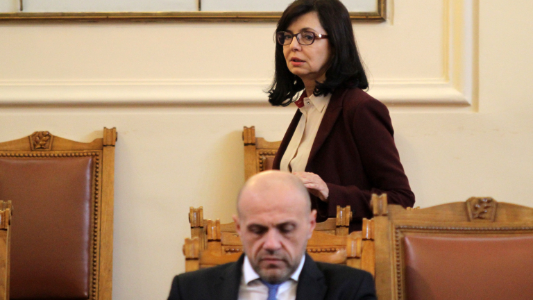 Именно „Яневагейт” показва нуждата от съдебна реформа, убедена Кунева