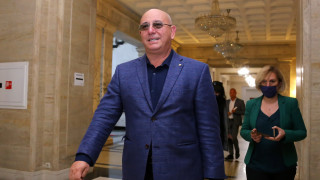 БСП пита Ревизоро спи ли добре и хотели ли сънува?