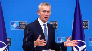 НАТО активира отбранителни планове, мести войски