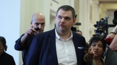 Делян Пеевски чака проекта за промени в Конституцията на ПП/ДБ