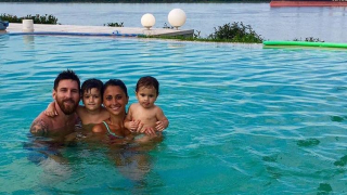 Ето къде Меси и Роналдо посрещнаха 2017-а (СНИМКИ)