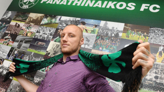 Иван Иванов дебютира за Панатинайкос