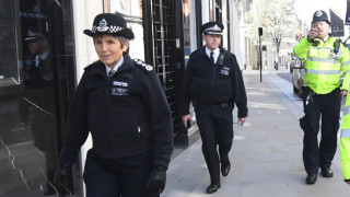 Шефът на лондонската полиция Кресида Дик призова гражданите да бъдат