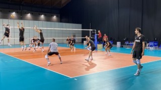 Мъжкият национален отбор на България направи първа тренировка в балона