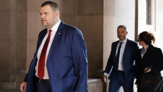 Много безполезна среща никаква конкретика не се изложиха никакви доводи