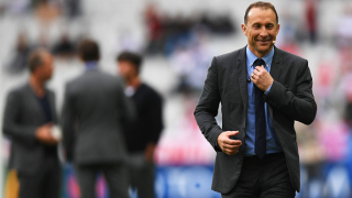 Френската легенда Жан Пиер Папен води разговори за треньорския пост в Мартиг който