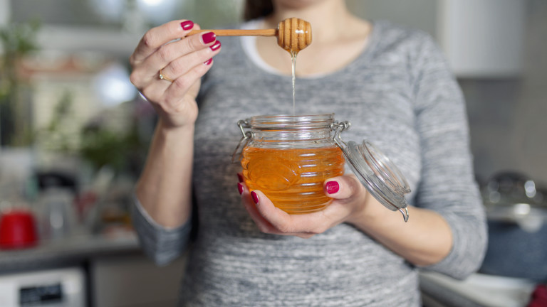 Снимка: Мед срещу сезонни алергии - може ли да бъде ефикасен