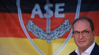 Германският вътрешен министър Александър Добриндт заяви в интервю за списание