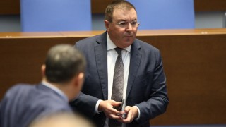 Парламентарната група на ГЕРБ СДС внася в деловодството на Народното